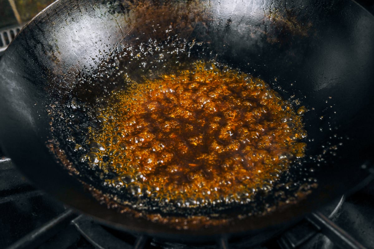 simmering sesame chicken sauce