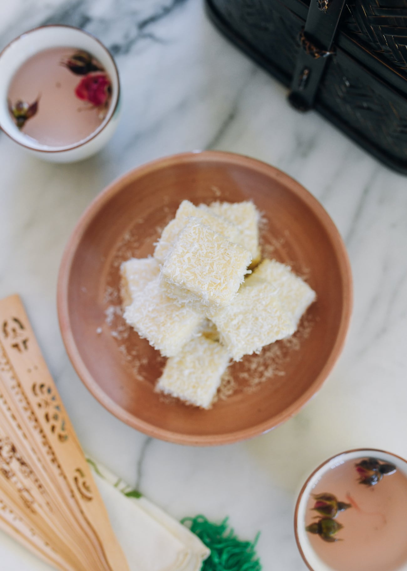 Cantonese milk pudding with coconut