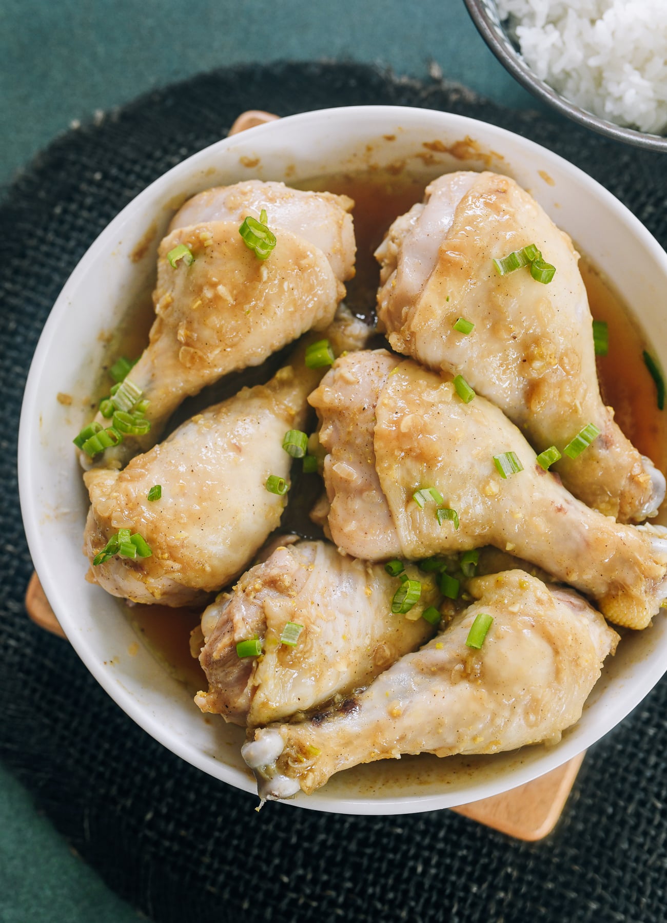 steamed chicken legs