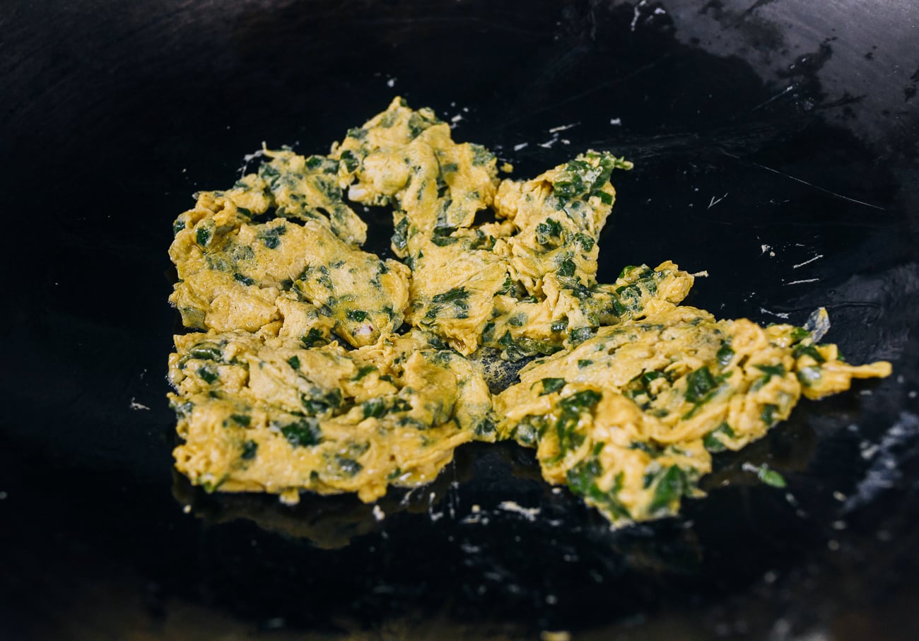 eggs scrambled with shiso leaves