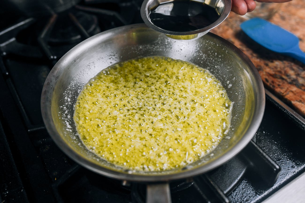 making soy sauce garlic butter