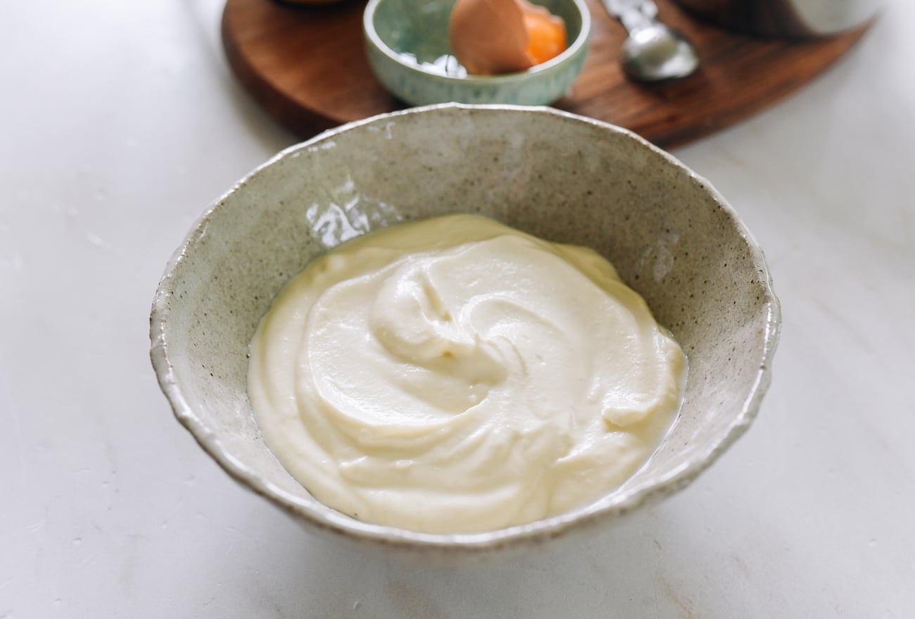 bowl of toum