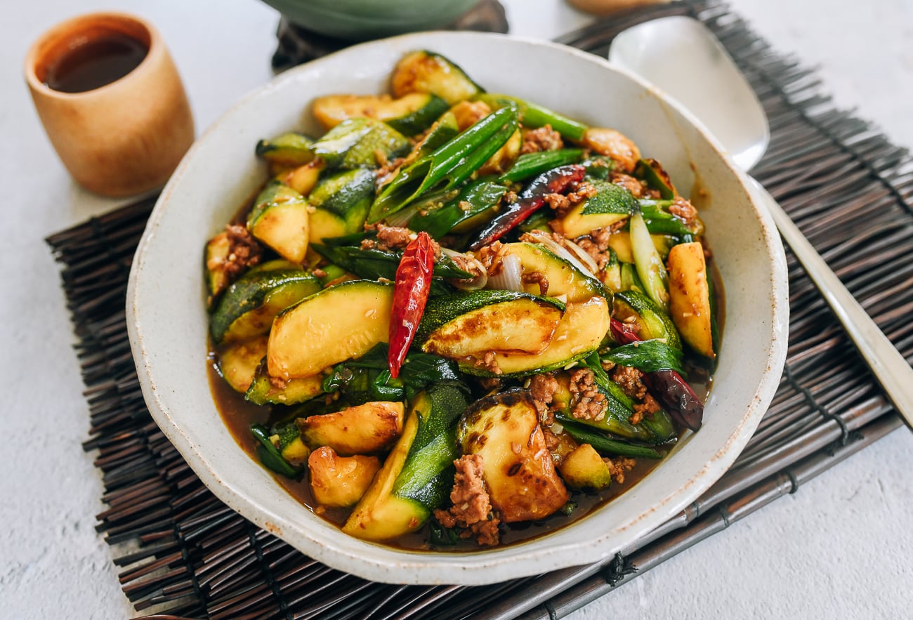 Zucchini with Garlic Sauce