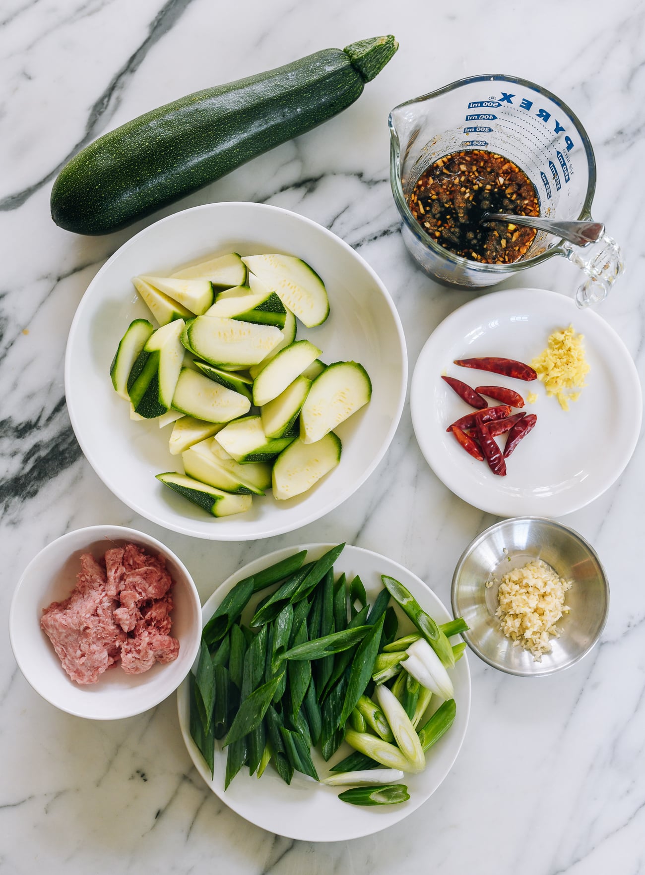 Zucchini with Garlic Sauce ingredients