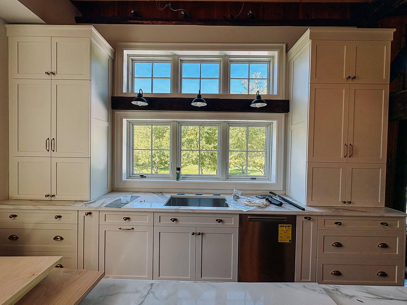 countertops installed with cabinetry